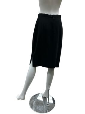 Giorgio Armani Le Collezioni Skirt Women’s Size 10 Pencil Style Side Slit Black